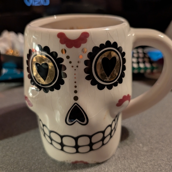 Colorful Skull Mug Set - Pink and White - Picture 4 of 9